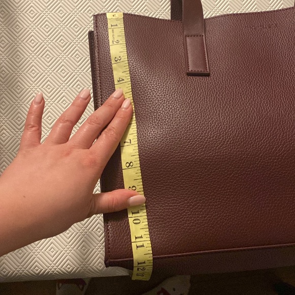 Rachel Zoe burgundy tote bag. BNWT - Picture 8 of 9